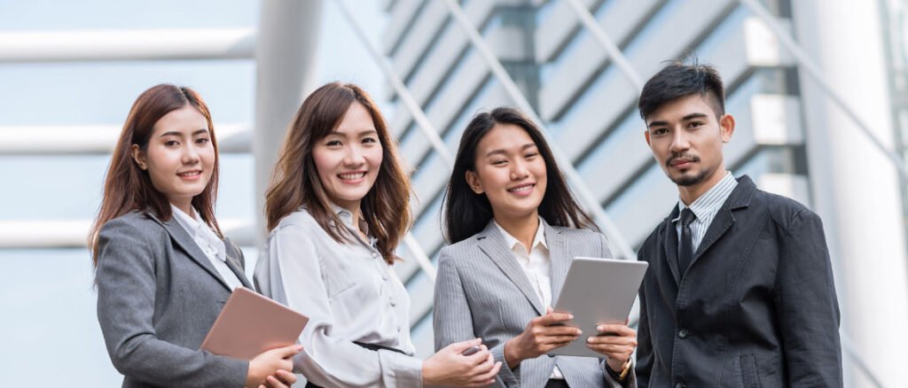 people-with-importance-of-digital-skills